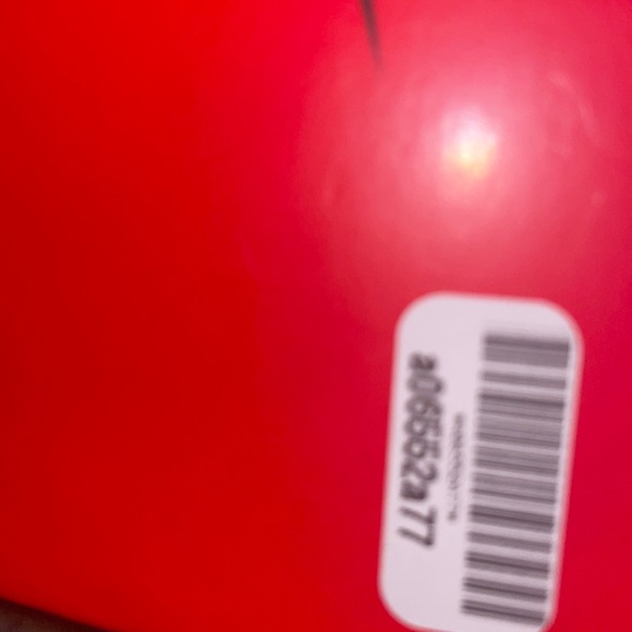 New shoes brand NEW , I just got the wrong size - Picture 3 of 4